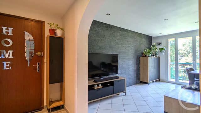 Appartement T3 à vendre - 3 pièces - 66,27 m2 - La Motte Servolex - 73 - RHONE-ALPES